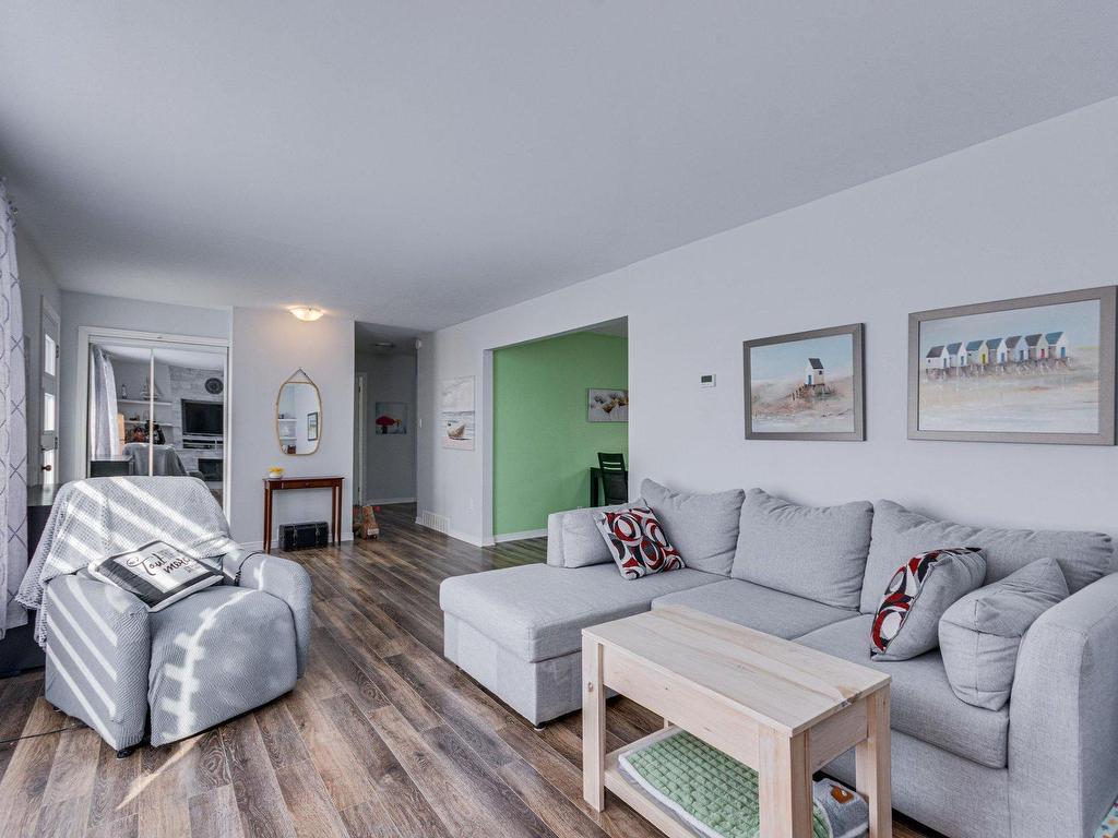 









121Z


Rue Pierre-Laporte

,
Gatineau (Buckingham),




QC
J8L1W5

