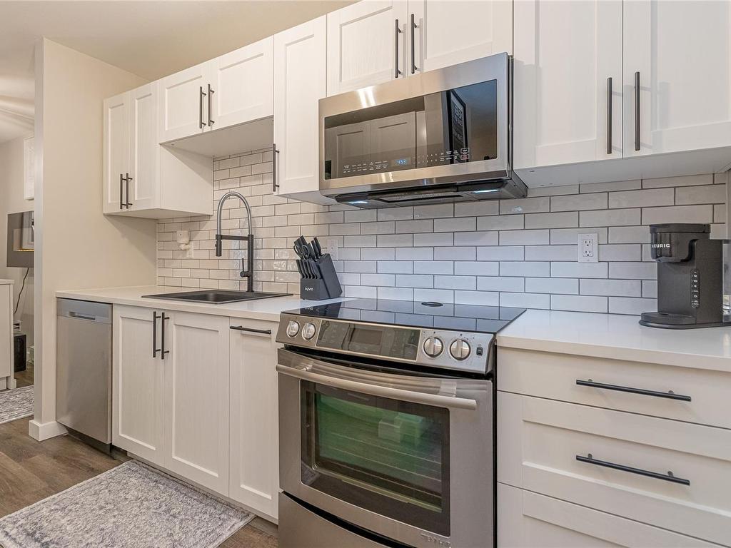 









3089


Barons

Rd, 207,
Nanaimo,




BC
V9T 3Y6

