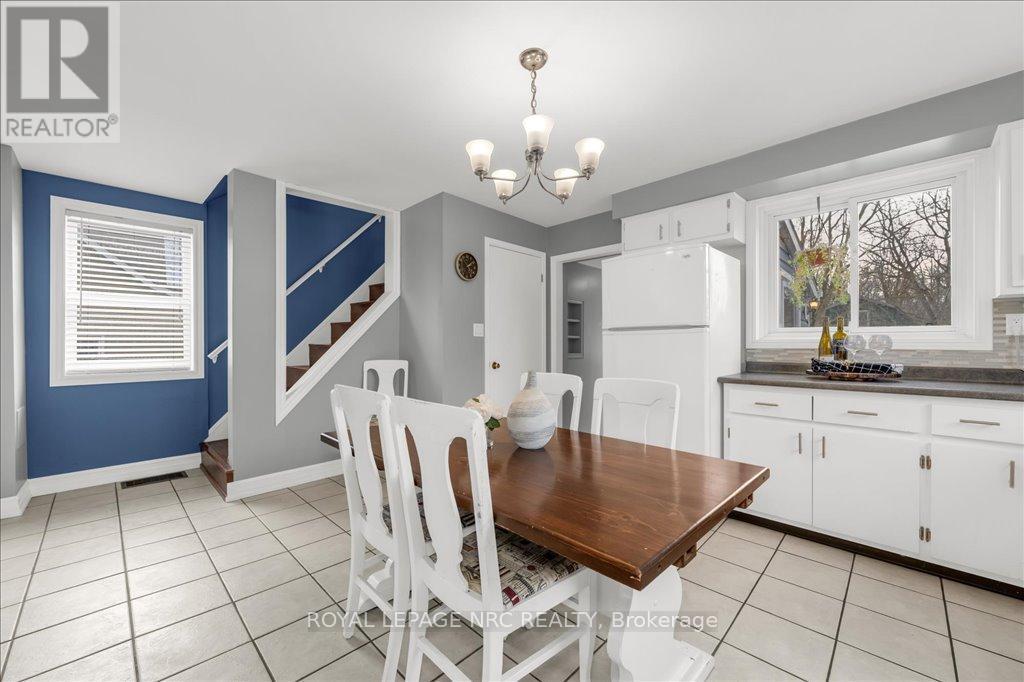 












3384 JOHNSON STREET

,
Lincoln (Lincoln-Jordan/Vineland),




Ontario
L0R2C0

