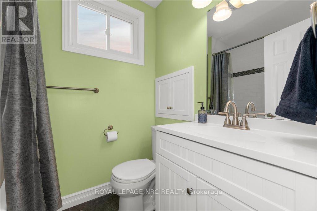 












3384 JOHNSON STREET

,
Lincoln (Lincoln-Jordan/Vineland),




Ontario
L0R2C0

