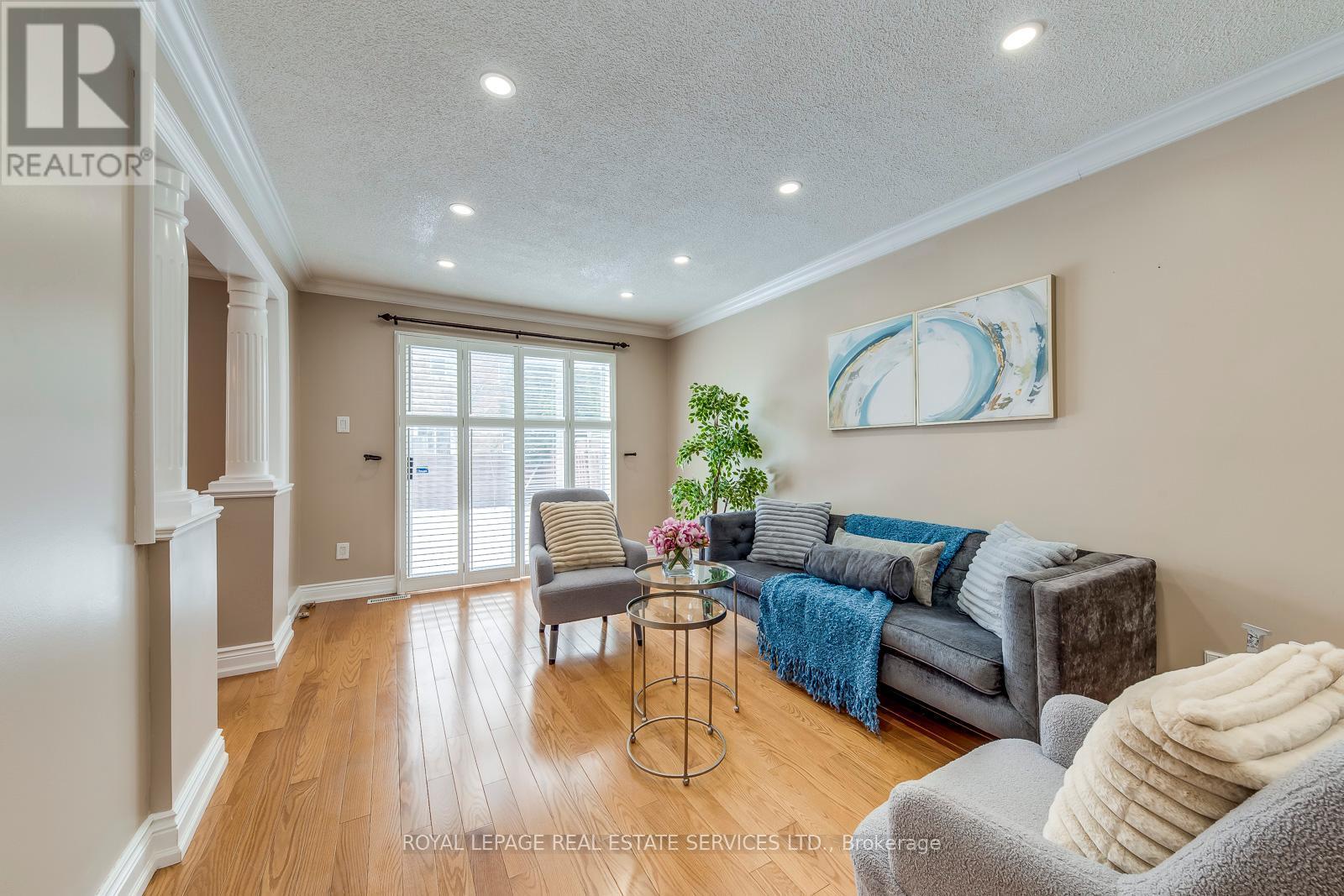 












5254 ASTWELL AVENUE

,
Mississauga,




Ontario
L5R3H8

