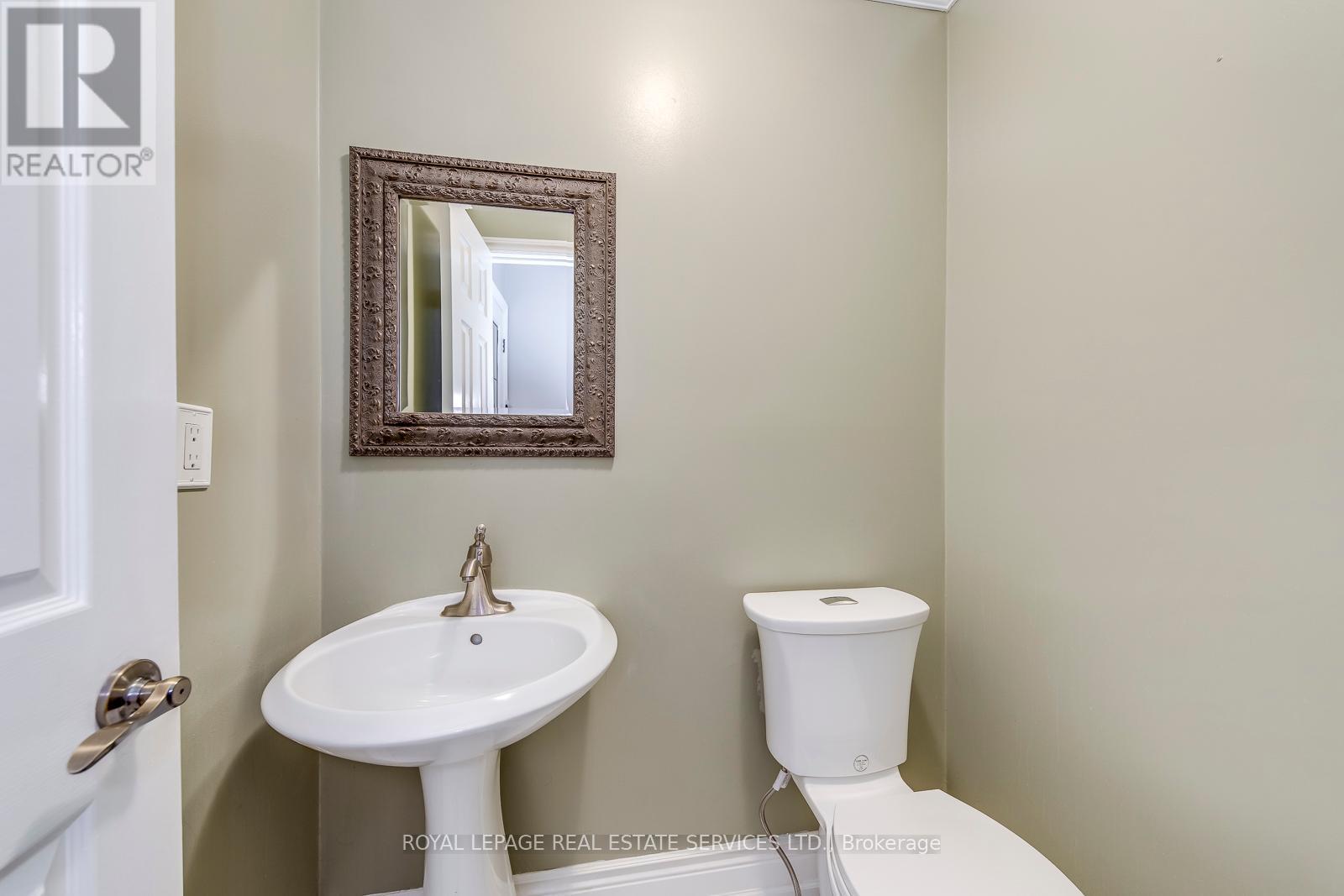 












5254 ASTWELL AVENUE

,
Mississauga,




Ontario
L5R3H8

