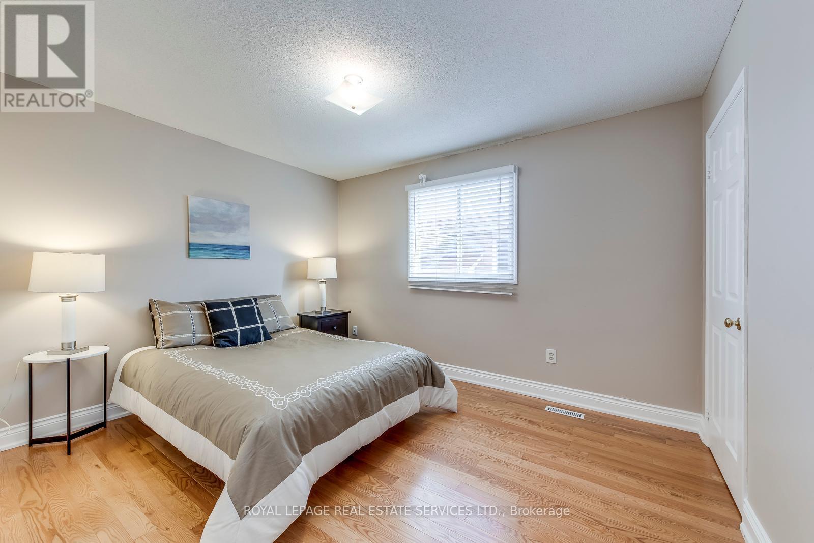 












5254 ASTWELL AVENUE

,
Mississauga,




Ontario
L5R3H8

