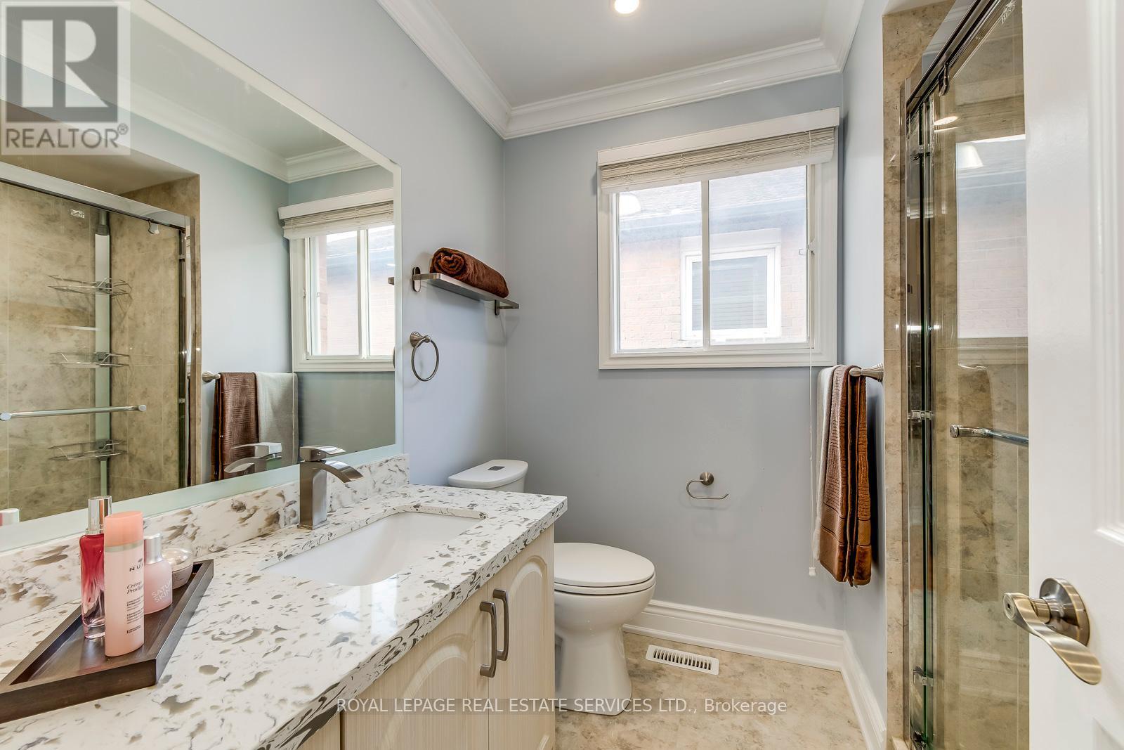 












5254 ASTWELL AVENUE

,
Mississauga,




Ontario
L5R3H8

