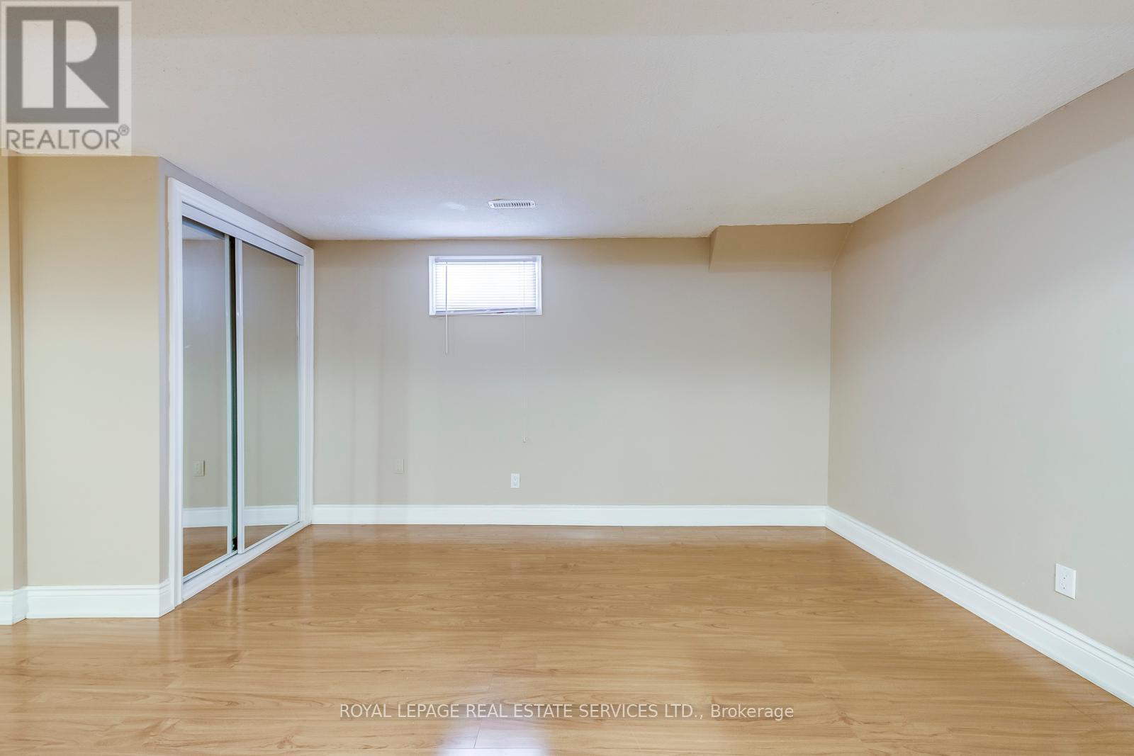 












5254 ASTWELL AVENUE

,
Mississauga,




Ontario
L5R3H8

