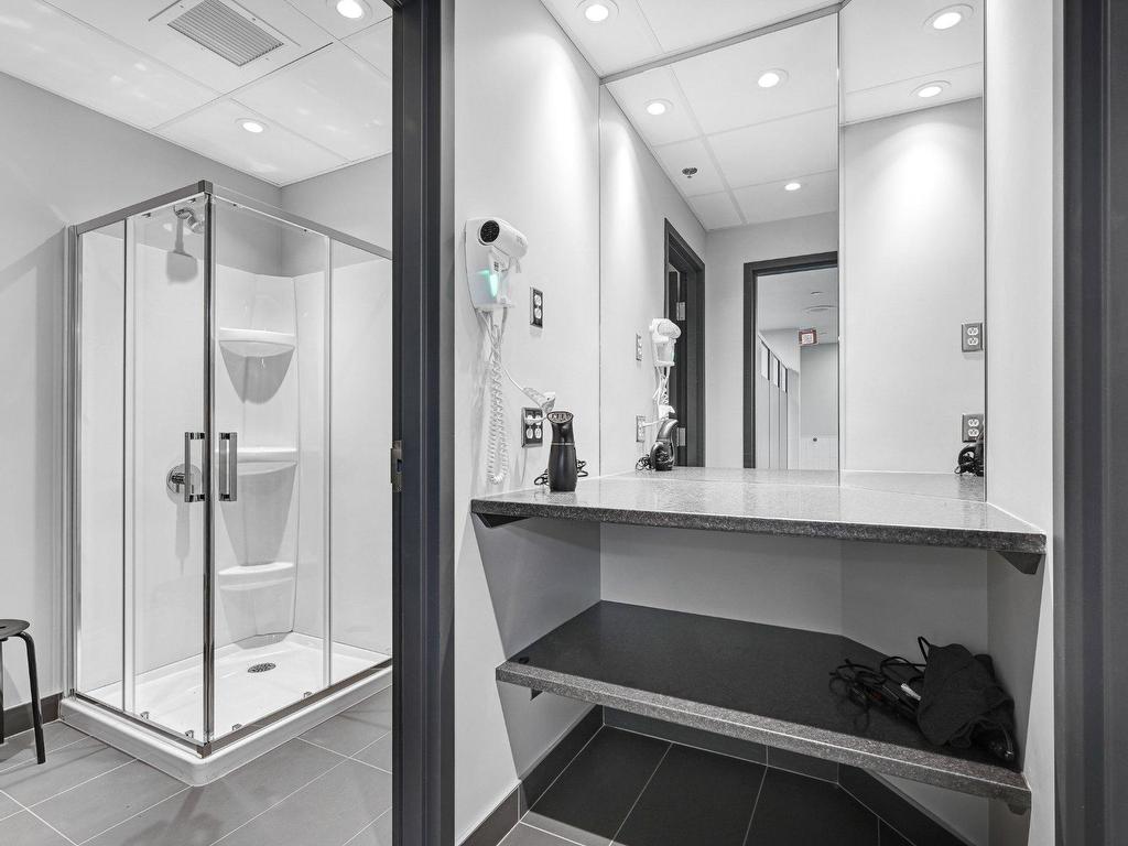









450


Rue Principale

, A,
Granby,




QC
J2G2X1

