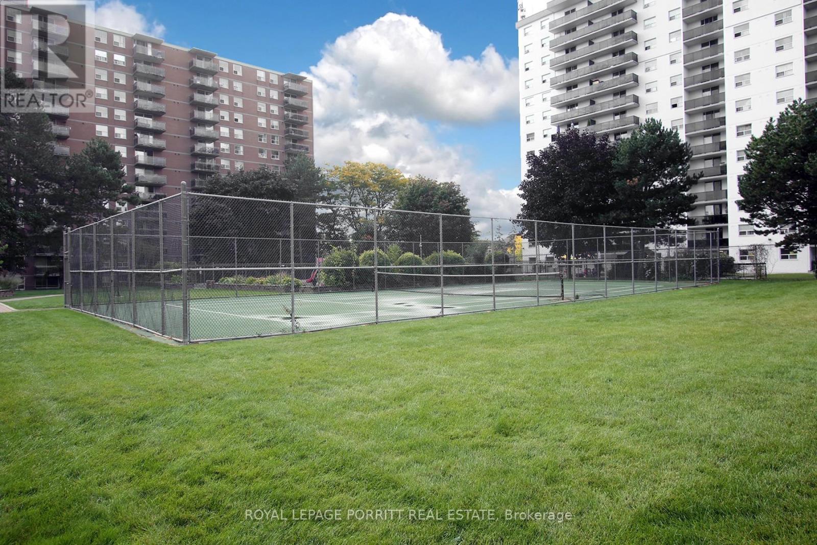 












604 - 1100 CAVEN STREET

,
Mississauga,




Ontario
L5G4N3

