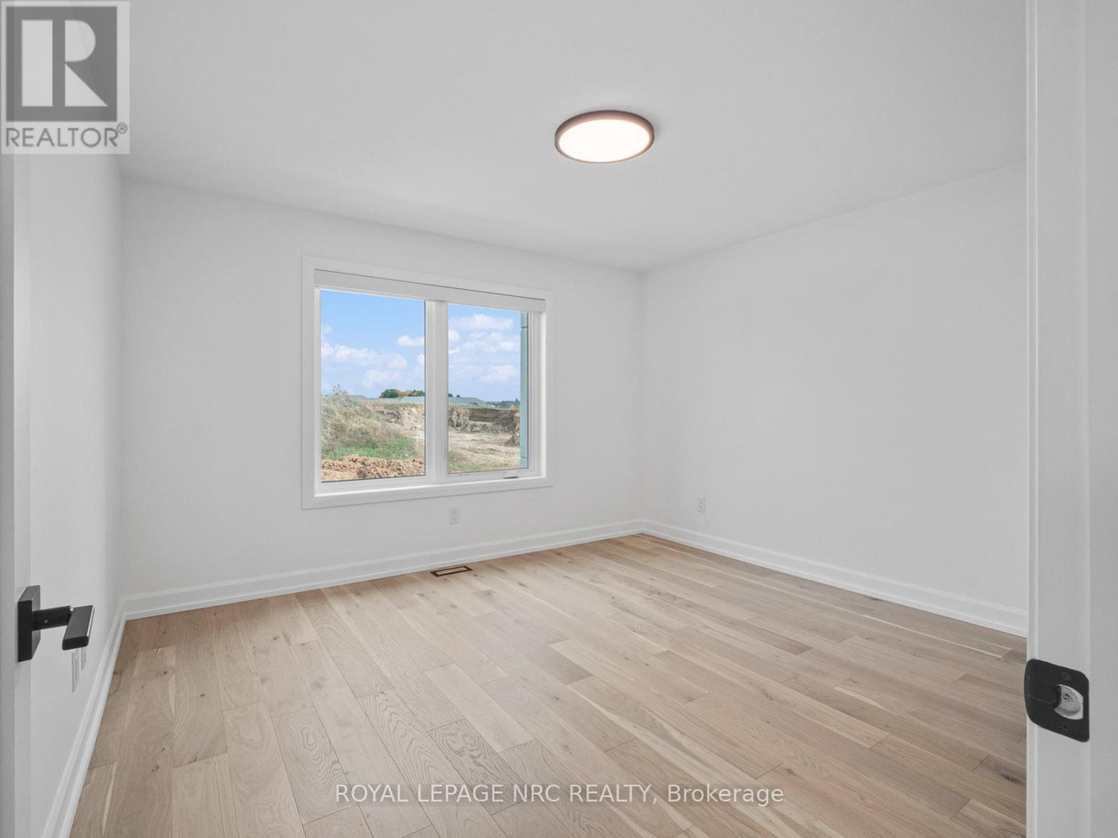 












200 KLAGER AVENUE

,
Pelham (Fonthill),




Ontario
L0S1E6

