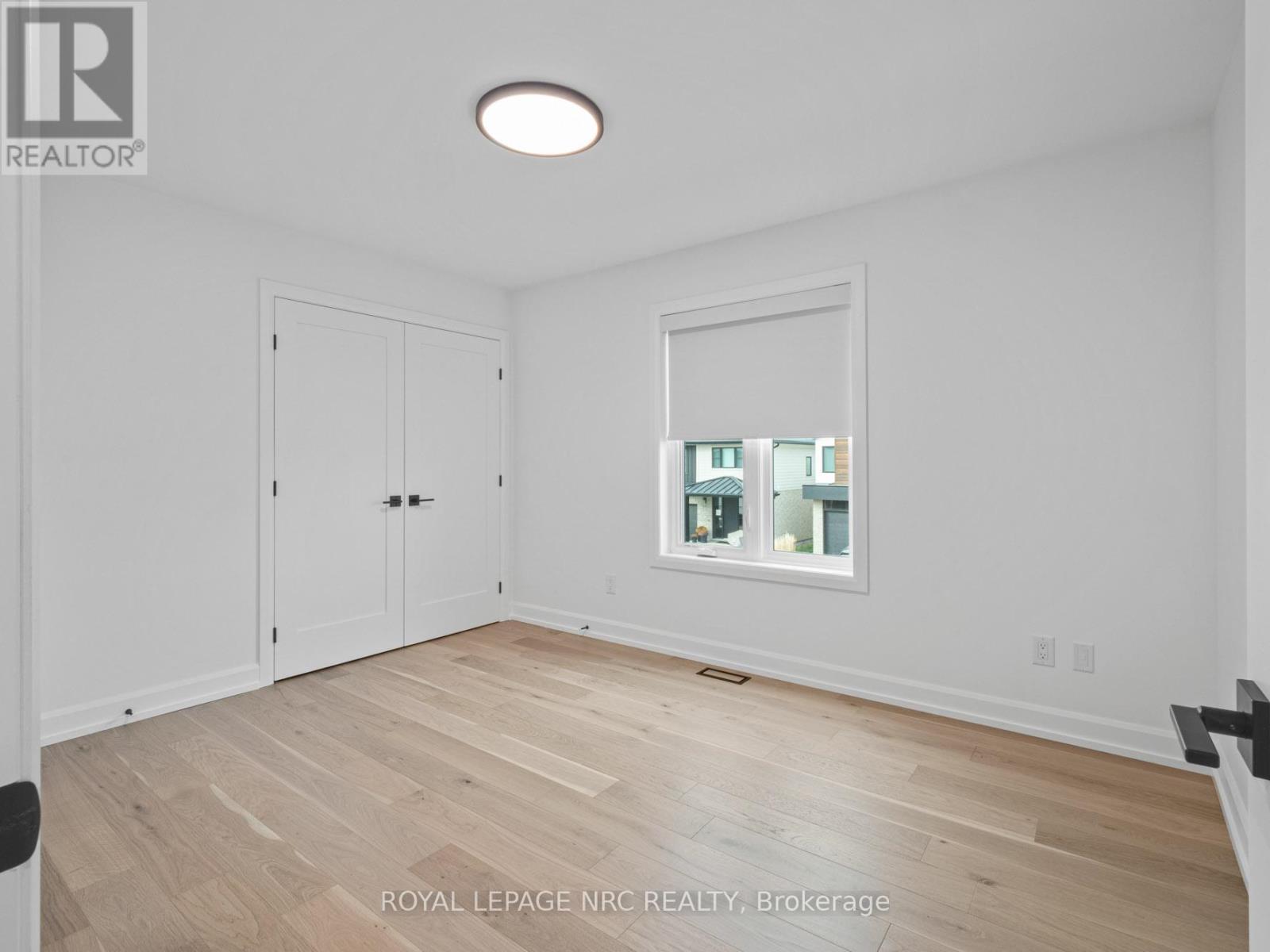 












200 KLAGER AVENUE

,
Pelham (Fonthill),




Ontario
L0S1E6

