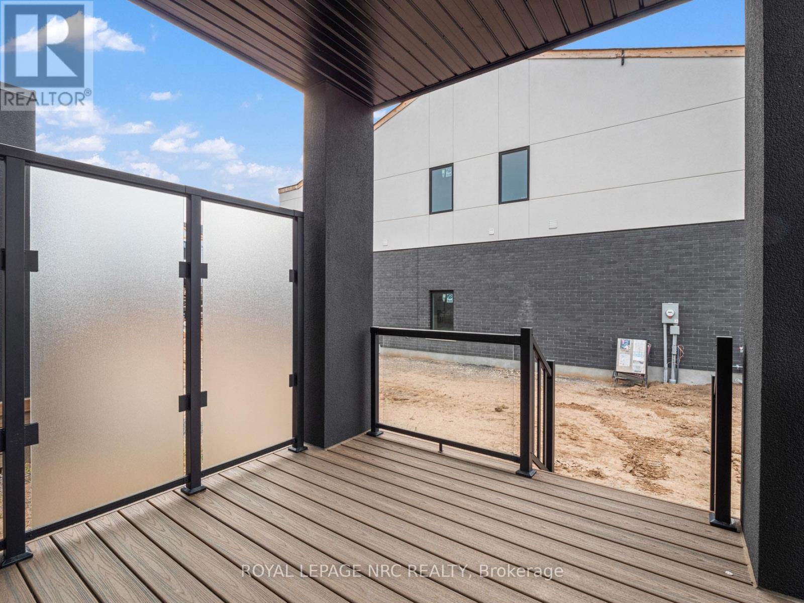 












200 KLAGER AVENUE

,
Pelham (Fonthill),




Ontario
L0S1E6

