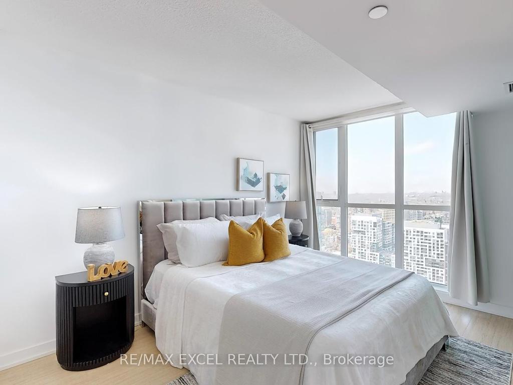 









85


Queens Wharf

Road, 3911,
Toronto,




ON
M5V 0J9

