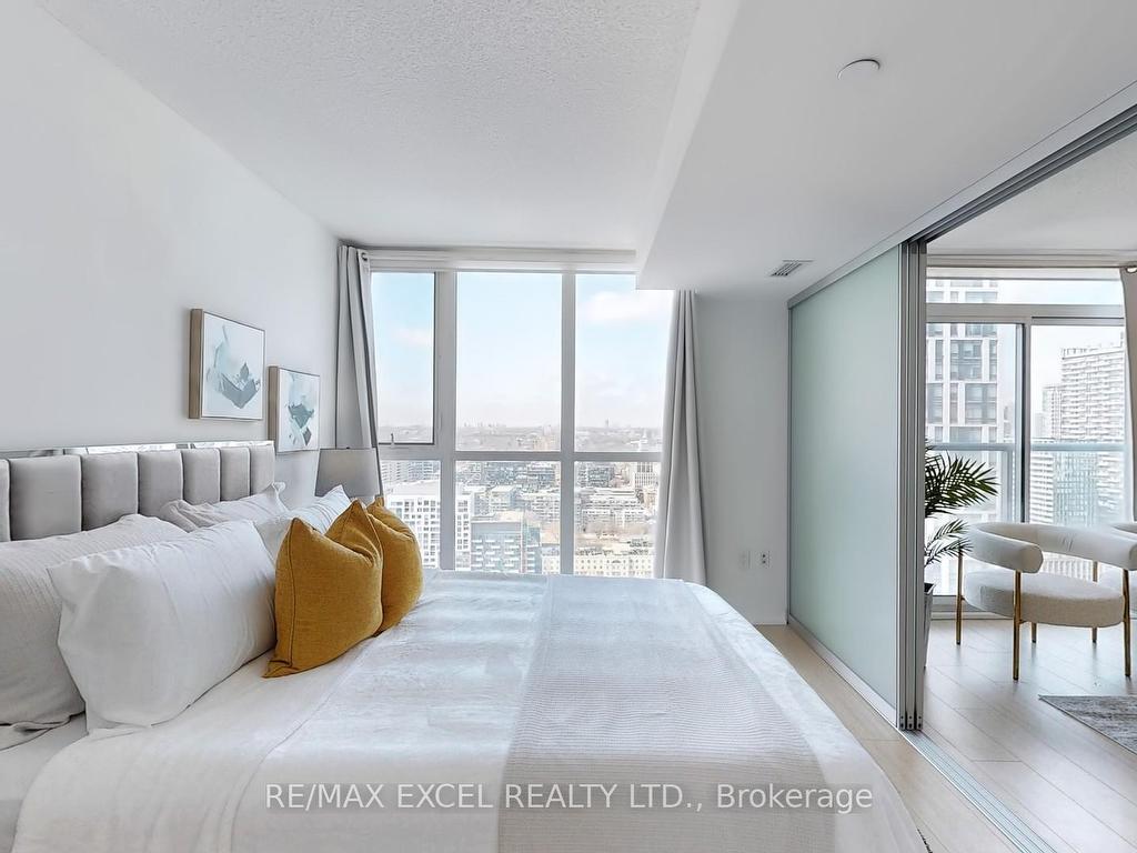 









85


Queens Wharf

Road, 3911,
Toronto,




ON
M5V 0J9

