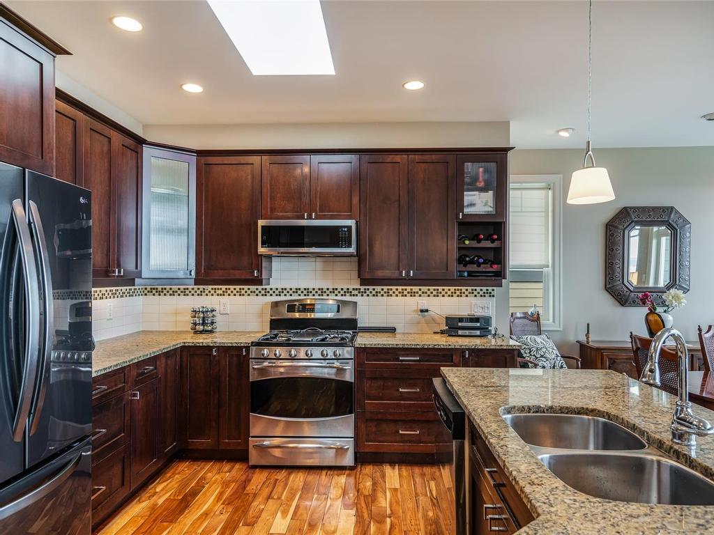 









626


Farrell

Rd, 3,
Ladysmith,




BC
V9G 0A2

