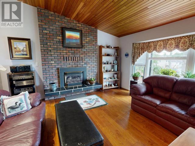 












3700 MACKENZIE AVE

,
Powell River,




British Columbia
