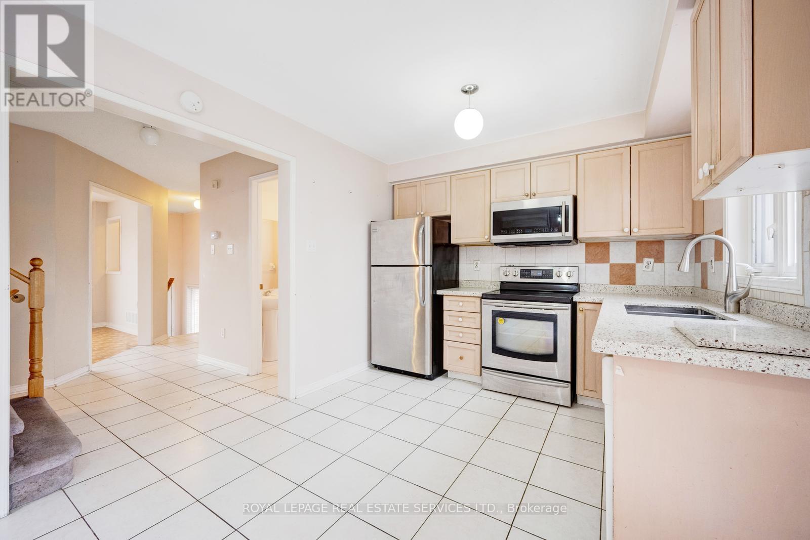 












245 TOUCHSTONE DRIVE

,
Toronto,




Ontario
M6M5J7

