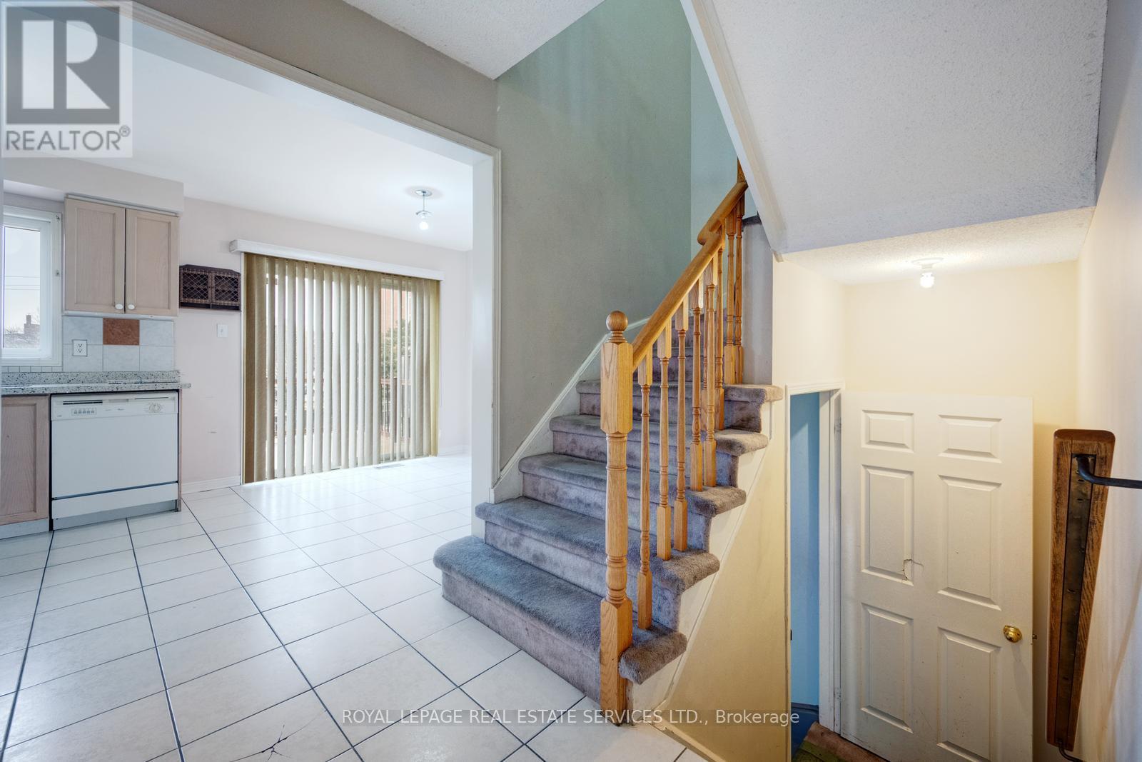 












245 TOUCHSTONE DRIVE

,
Toronto,




Ontario
M6M5J7

