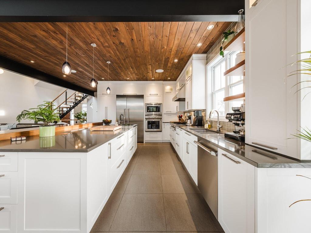









137


Rue Forbin-Janson

,
Mont-Saint-Hilaire,




QC
J3H6L9

