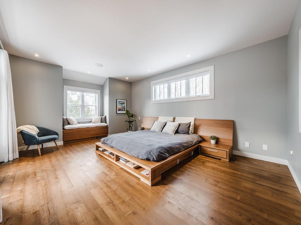 









137


Rue Forbin-Janson

,
Mont-Saint-Hilaire,




QC
J3H6L9

