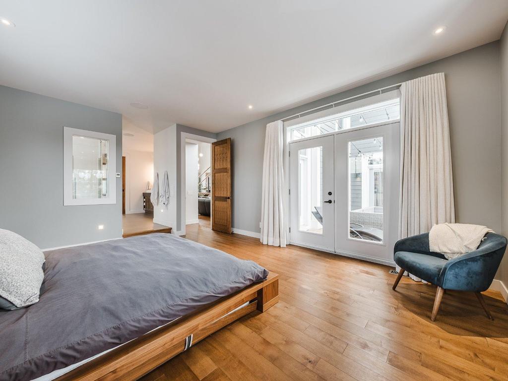 









137


Rue Forbin-Janson

,
Mont-Saint-Hilaire,




QC
J3H6L9

