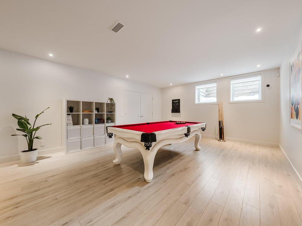 









137


Rue Forbin-Janson

,
Mont-Saint-Hilaire,




QC
J3H6L9

