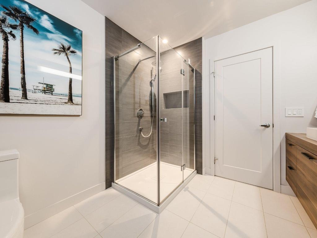 









137


Rue Forbin-Janson

,
Mont-Saint-Hilaire,




QC
J3H6L9

