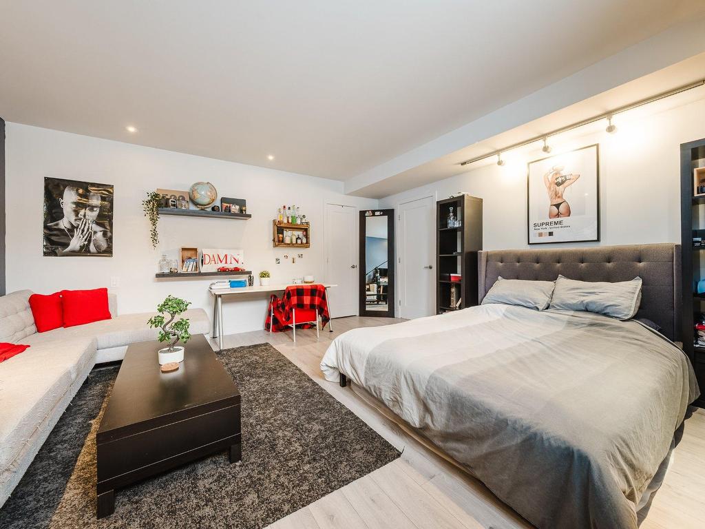 









137


Rue Forbin-Janson

,
Mont-Saint-Hilaire,




QC
J3H6L9

