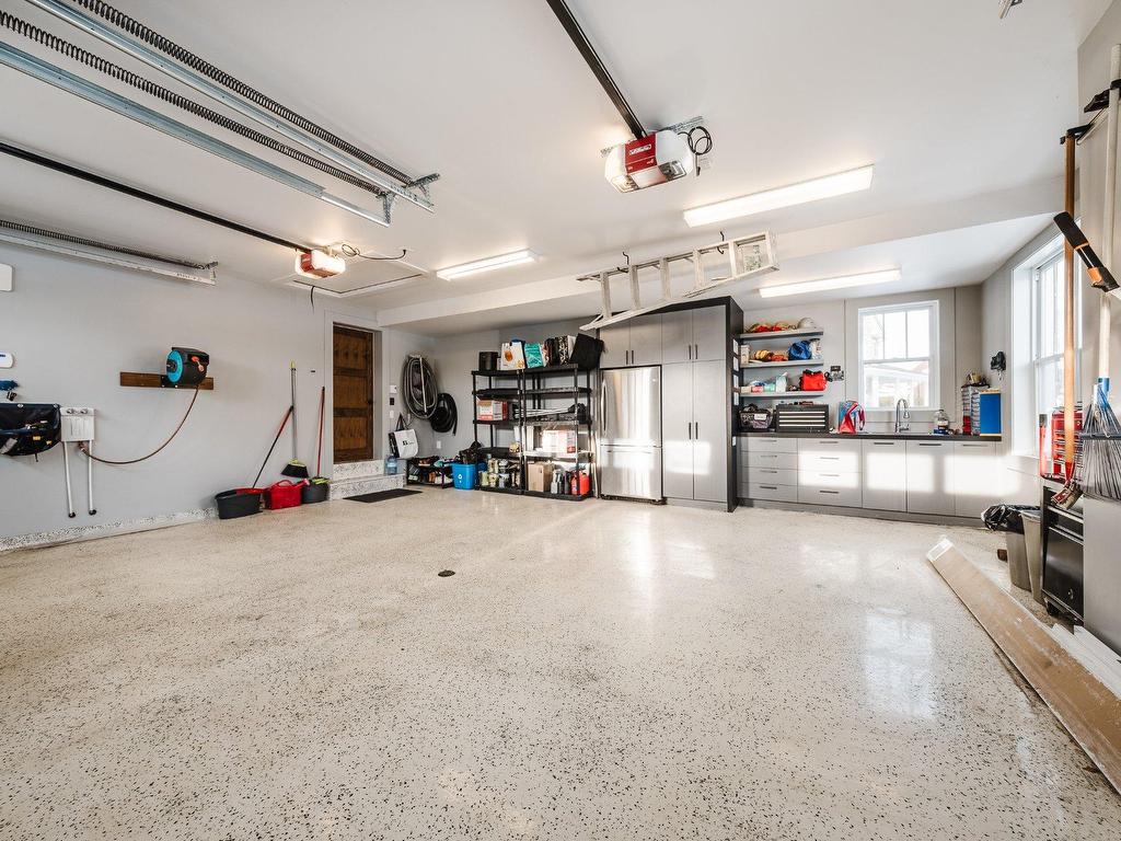 









137


Rue Forbin-Janson

,
Mont-Saint-Hilaire,




QC
J3H6L9

