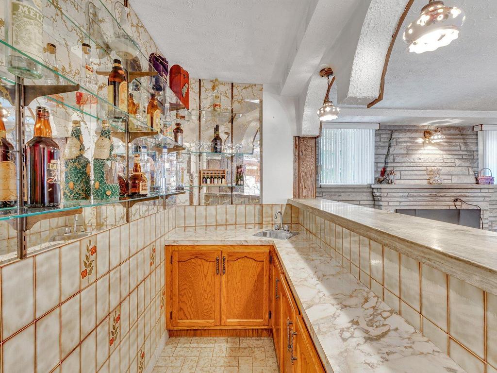 









4589

 - 4591


Av. de Hampton

,
Montréal (Côte-des-Neiges/Notre-Dame-de-Grâce),




QC
H4A2L5

