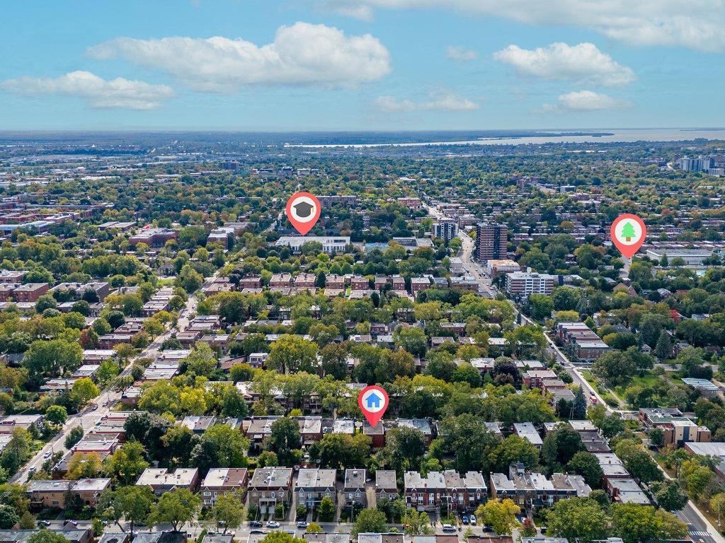 









4589

 - 4591


Av. de Hampton

,
Montréal (Côte-des-Neiges/Notre-Dame-de-Grâce),




QC
H4A2L5

