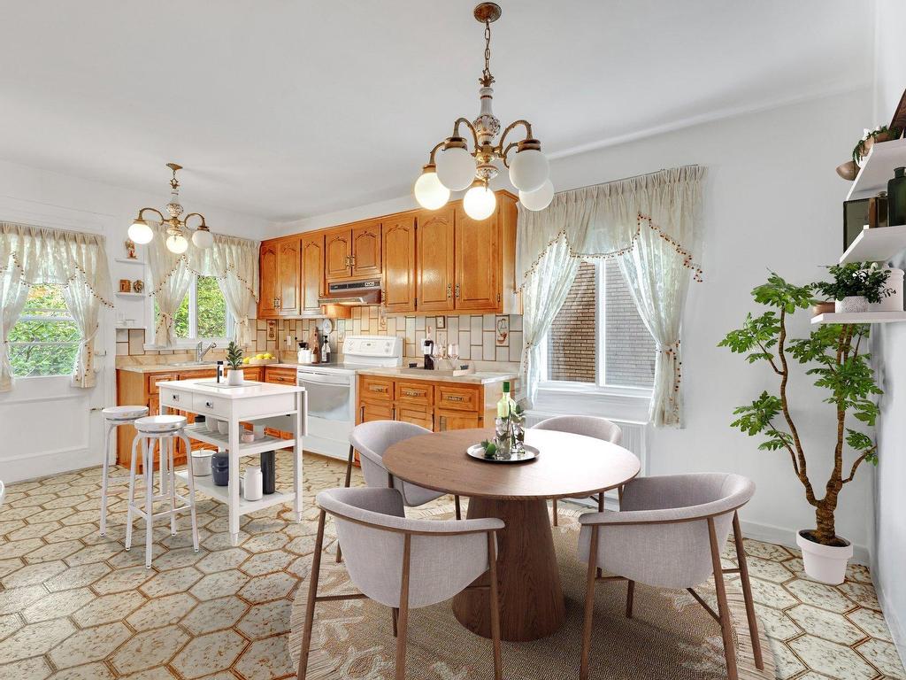 









4589

 - 4591


Av. de Hampton

,
Montréal (Côte-des-Neiges/Notre-Dame-de-Grâce),




QC
H4A2L5


