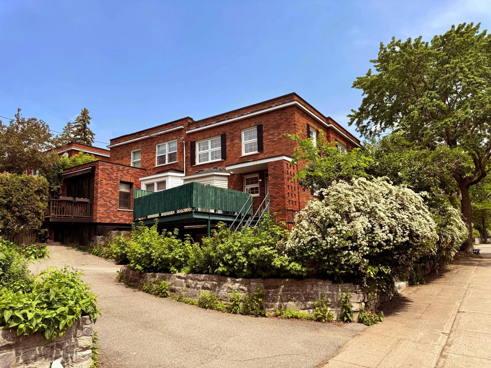 









459


Ch. de la Côte-St-Antoine

,
Westmount,




QC
H3Y2K1

