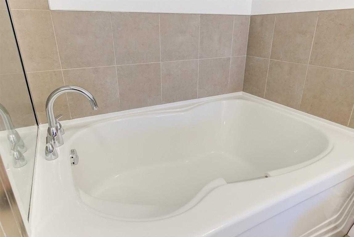 









1331


Ellis

Street, 414,
Kelowna,




BC
V1Y 1Z9

