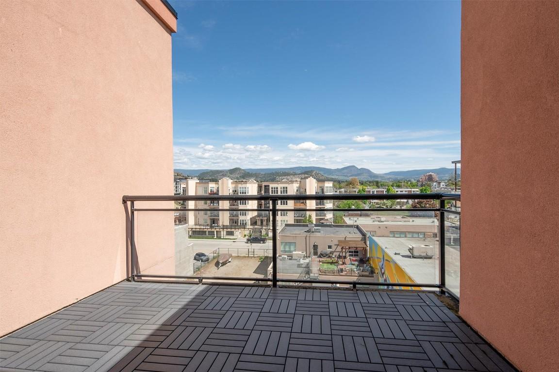 









1331


Ellis

Street, 414,
Kelowna,




BC
V1Y 1Z9

