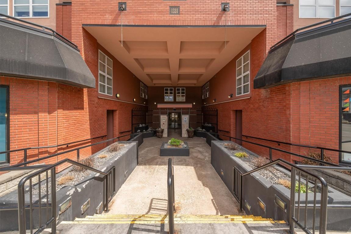 









1331


Ellis

Street, 414,
Kelowna,




BC
V1Y 1Z9

