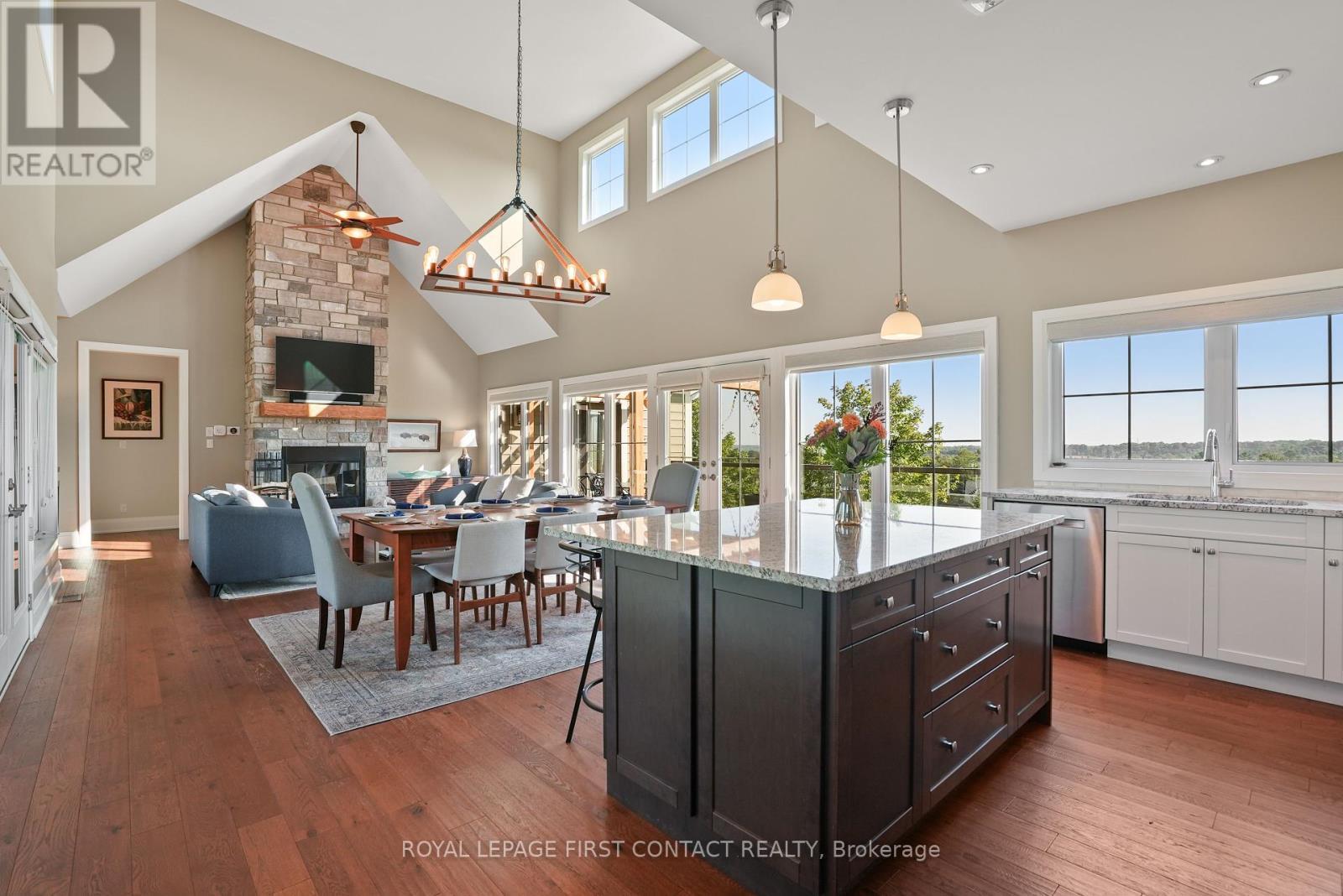 












3 MORGAN DRIVE

,
Oro-Medonte,




Ontario
L0K1E0

