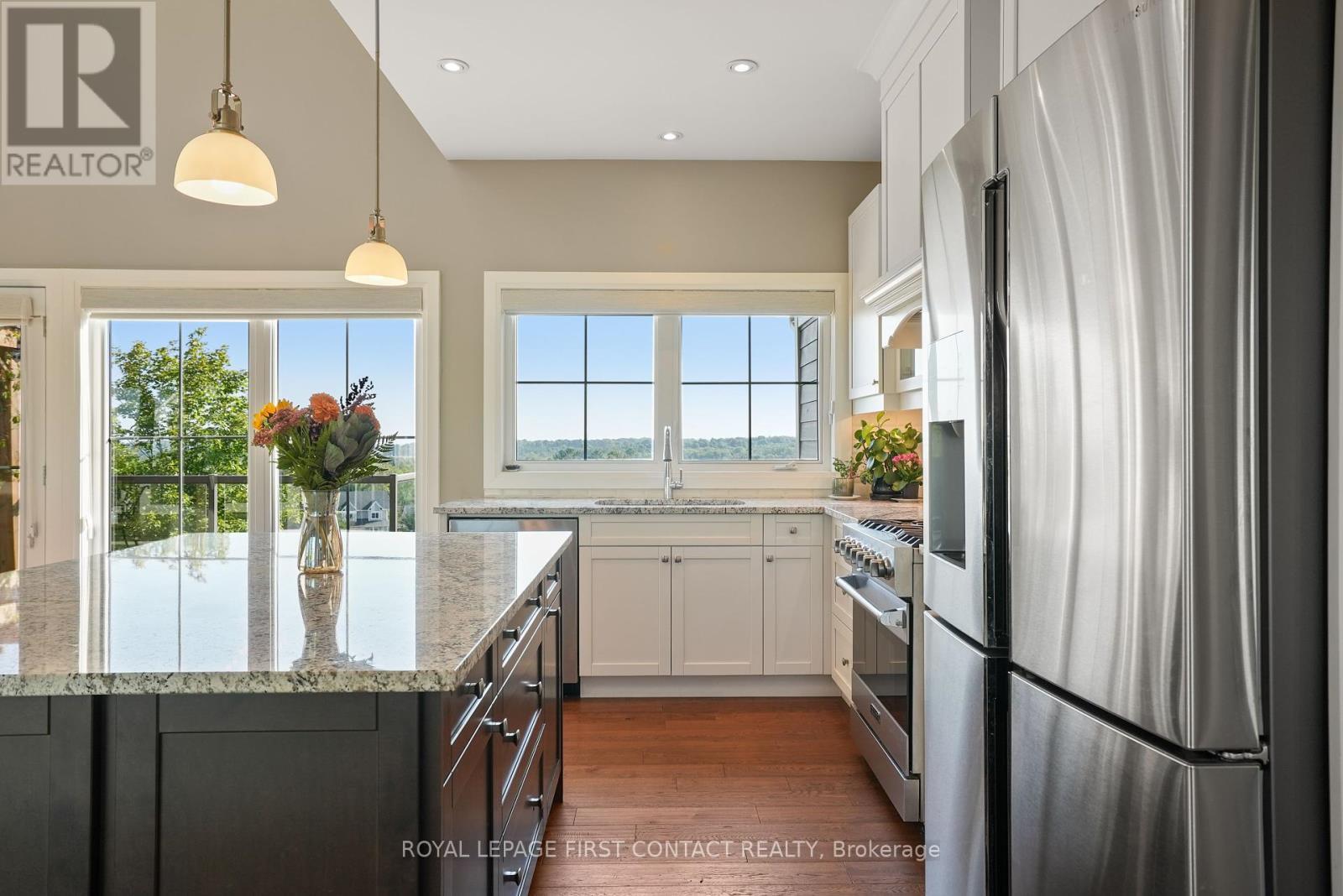 












3 MORGAN DRIVE

,
Oro-Medonte,




Ontario
L0K1E0

