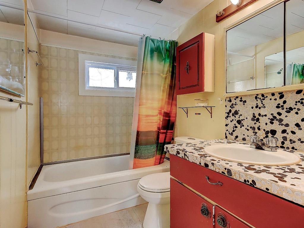









286


Rg de la Barbotte

,
Lacolle,




QC
J0J1J0

