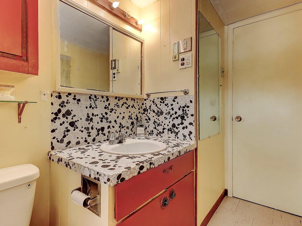 









286


Rg de la Barbotte

,
Lacolle,




QC
J0J1J0

