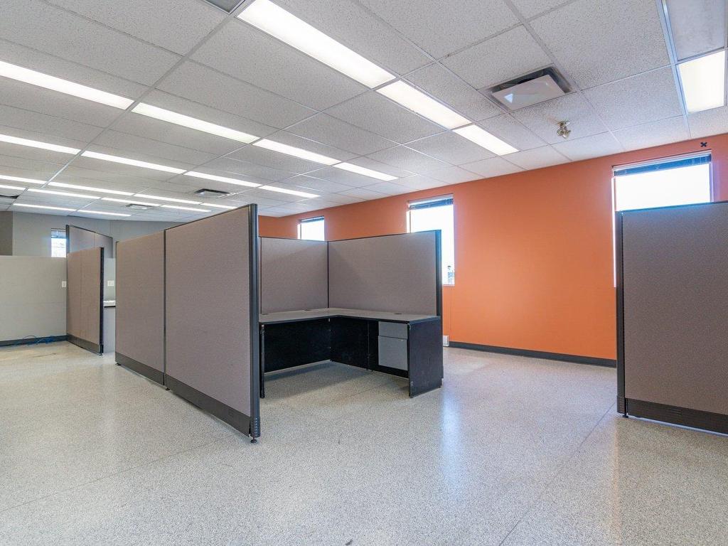 









786


Rue King E.

,
Sherbrooke (Fleurimont),




QC
J1G1C5

