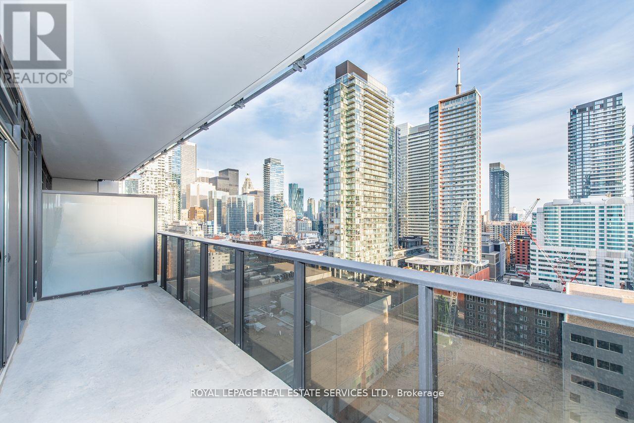 












2116 - 330 RICHMOND STREET W

,
Toronto,




Ontario
M5V1X2

