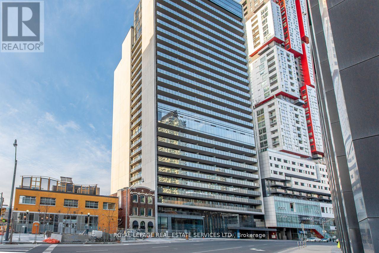 












2116 - 330 RICHMOND STREET W

,
Toronto,




Ontario
M5V1X2

