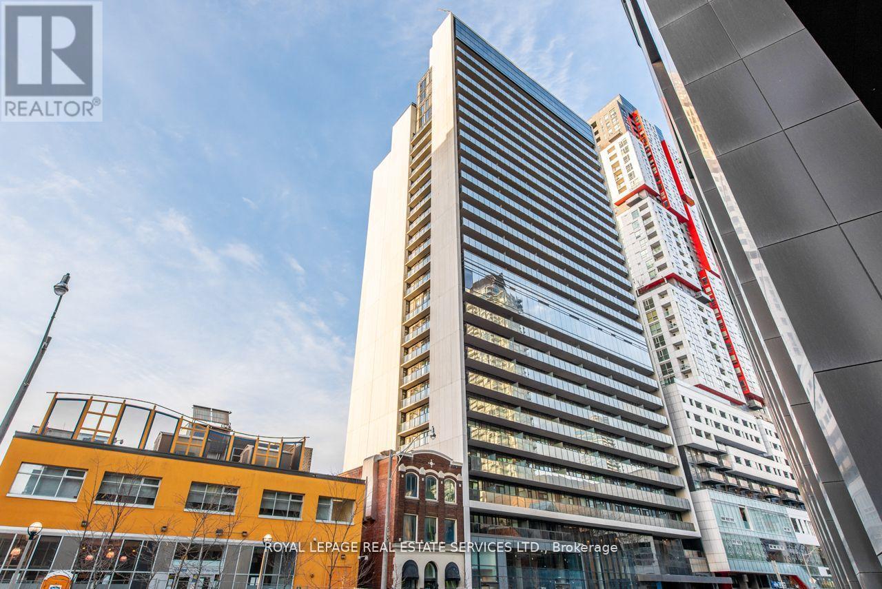 












2116 - 330 RICHMOND STREET W

,
Toronto,




Ontario
M5V1X2

