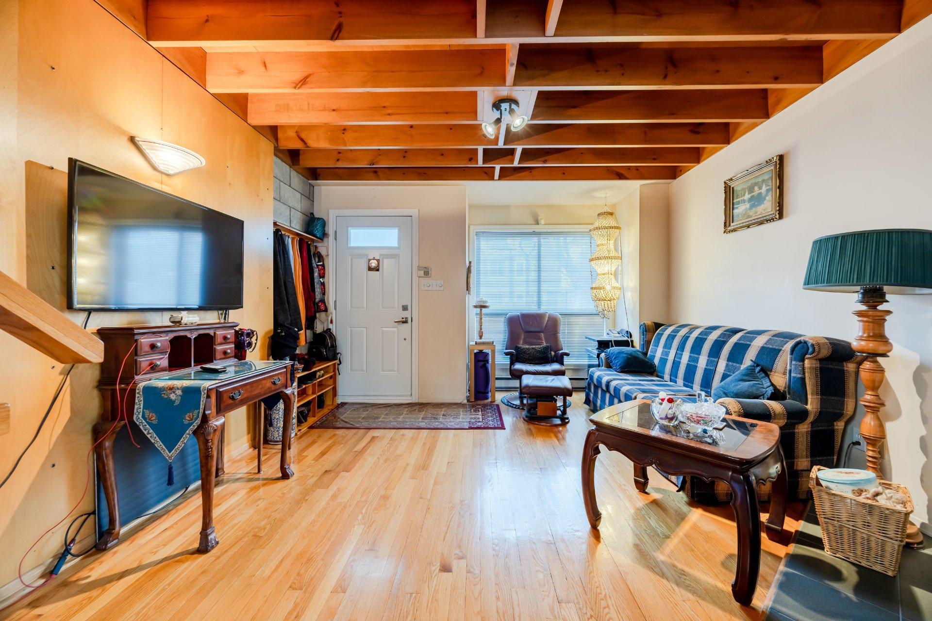 









5166


Rue Joseph-A.-Rodier

,
Montréal (Mercier/Hochelaga-Maisonneuve),




QC
H1K5C9

