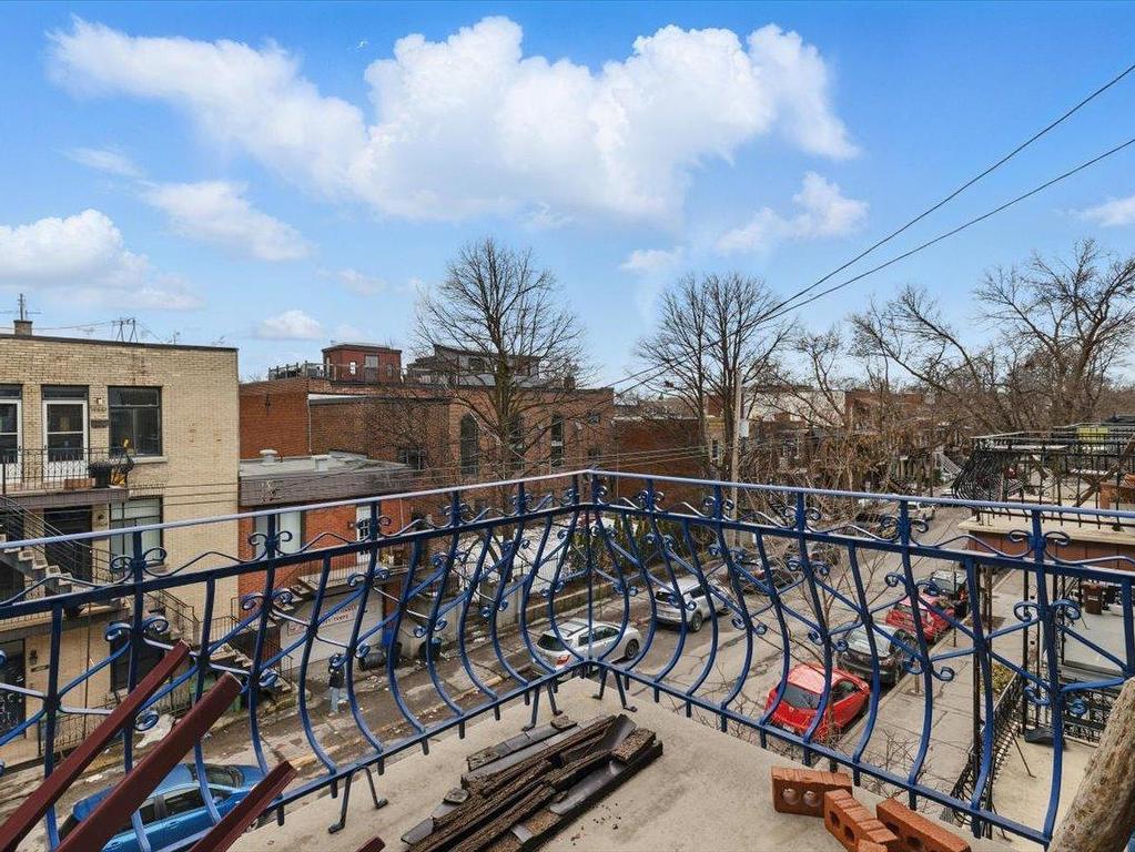 









5421

 - 5425


4e Avenue

,
Montréal (Rosemont/La Petite-Patrie),




QC
H1Y2V5

