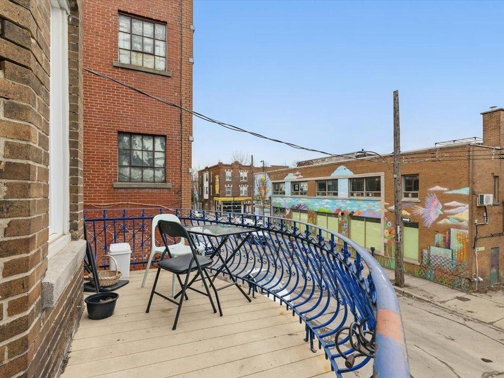 









5421

 - 5425


4e Avenue

,
Montréal (Rosemont/La Petite-Patrie),




QC
H1Y2V5

