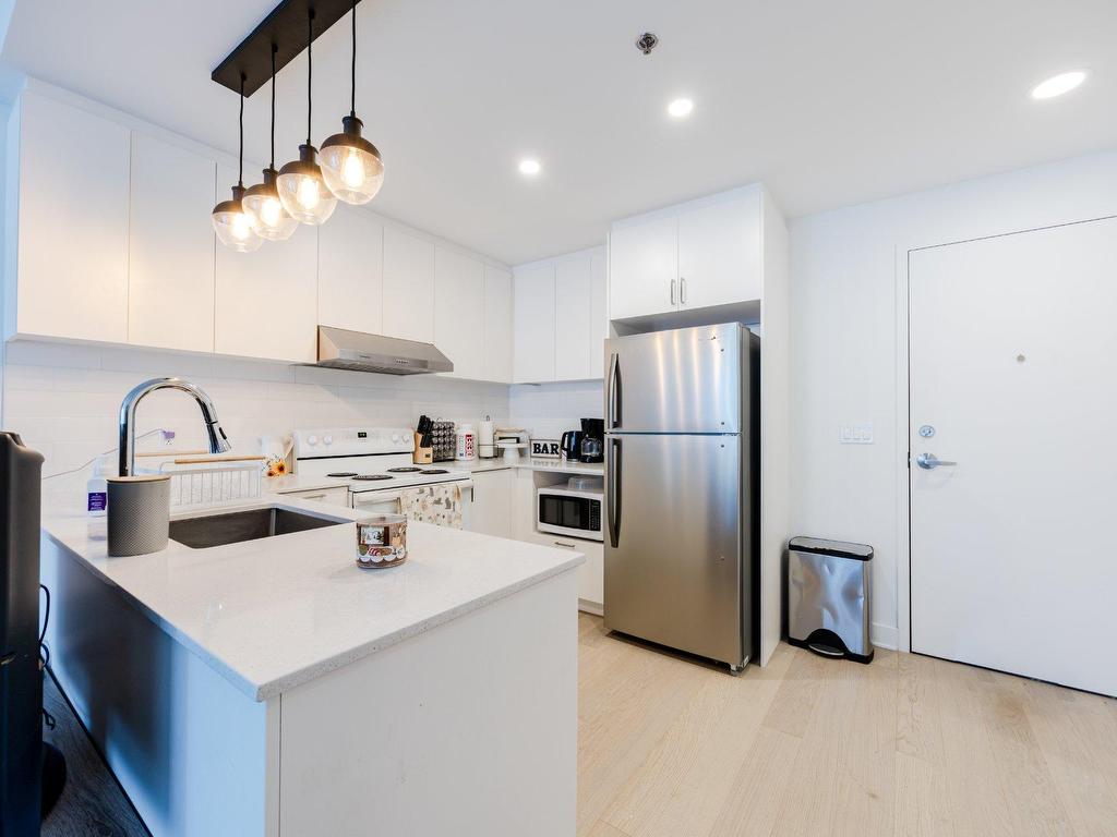 









7070


Boul. Newman

, 407,
Montréal (LaSalle),




QC
H8N0K1


