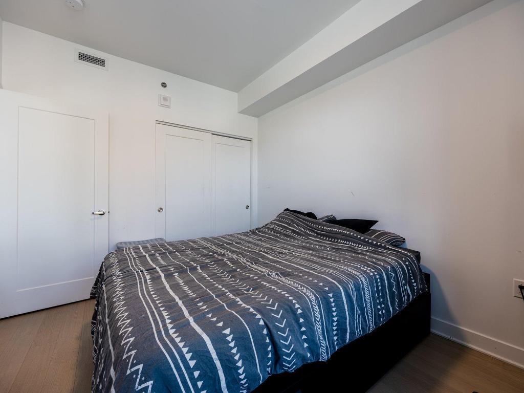 









7070


Boul. Newman

, 407,
Montréal (LaSalle),




QC
H8N0K1

