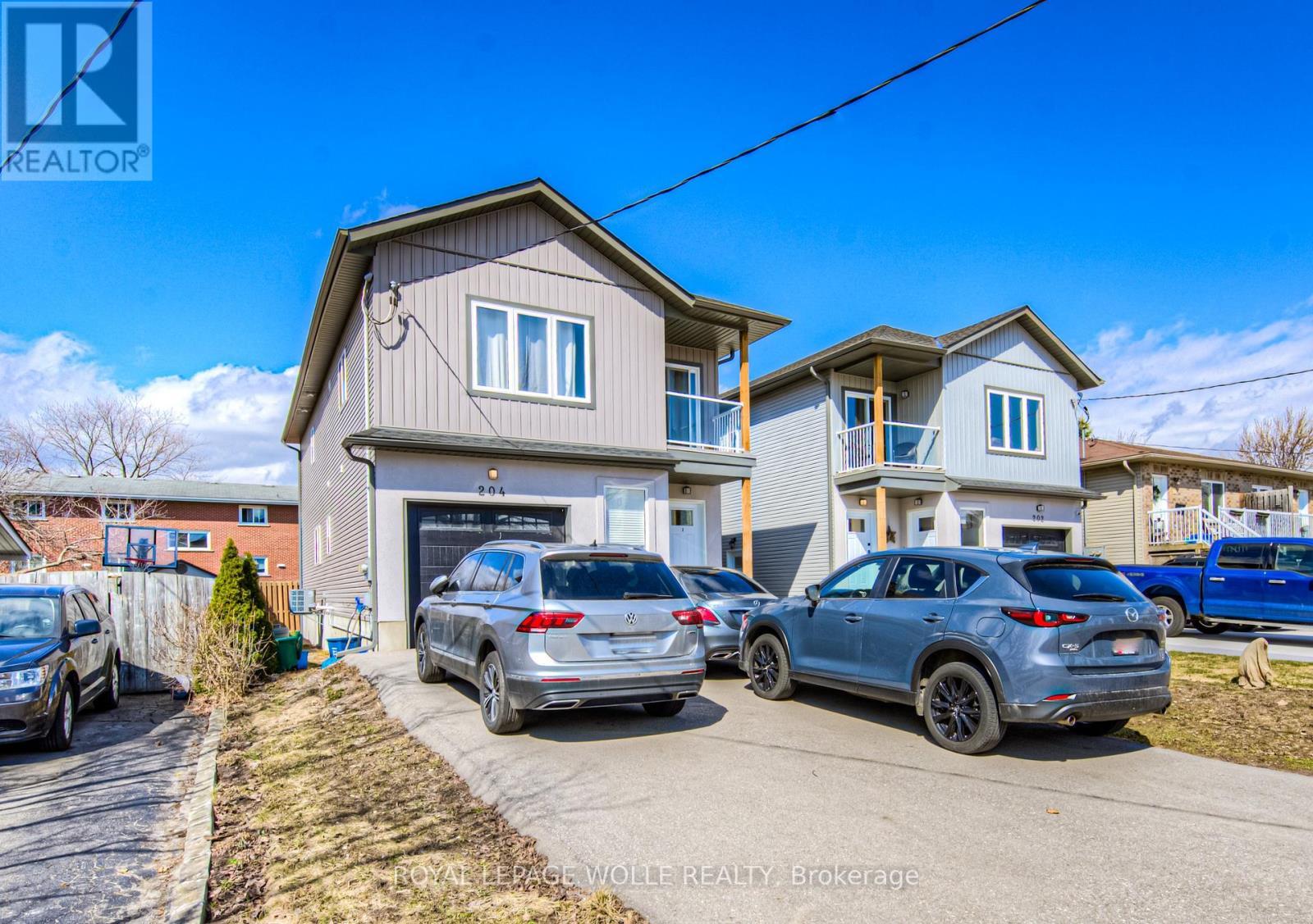 












204 FIFTH AVENUE

,
Kitchener,




Ontario
N2C1P7

