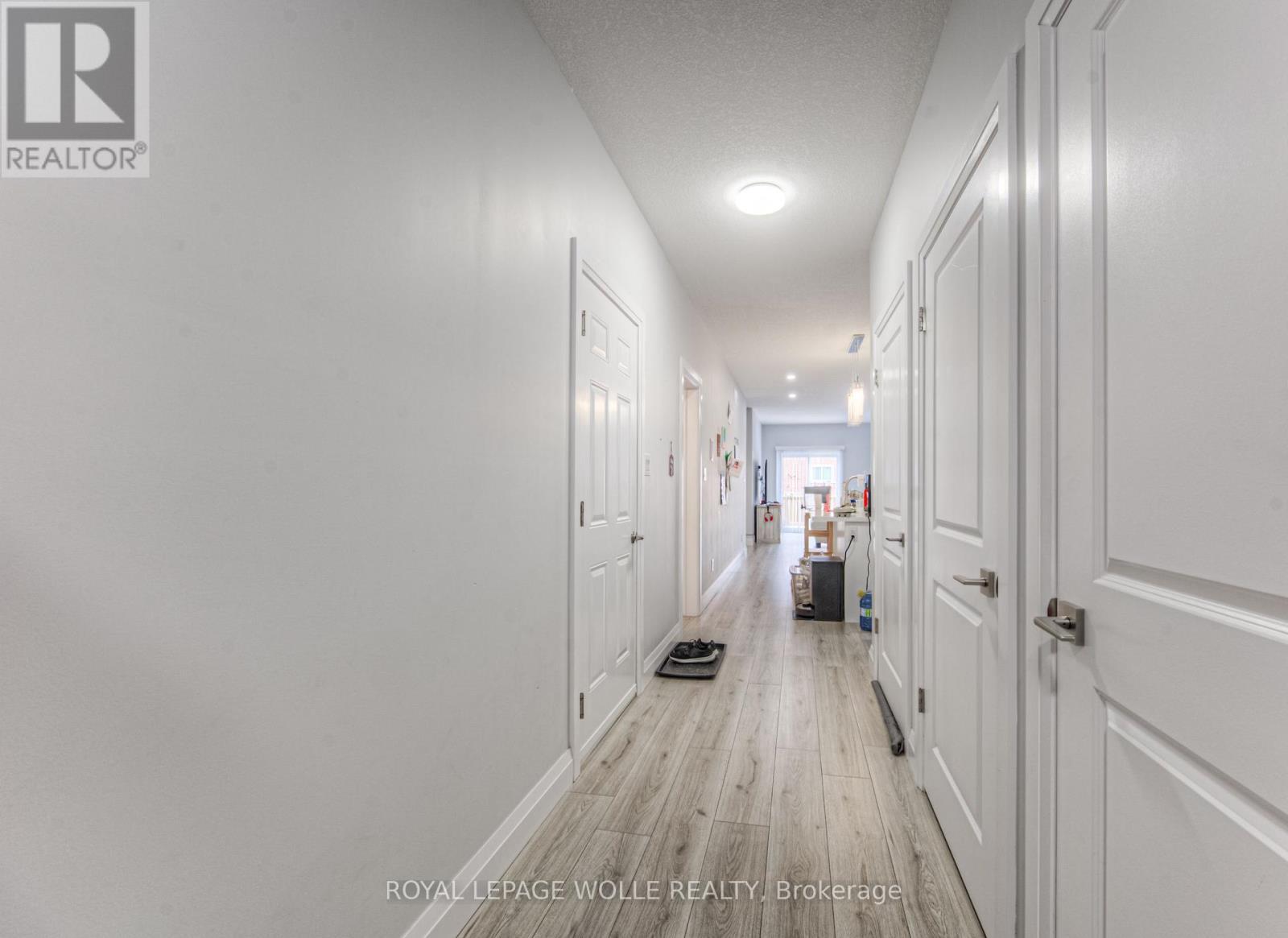 












204 FIFTH AVENUE

,
Kitchener,




Ontario
N2C1P7

