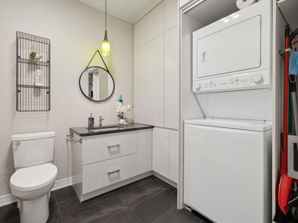 









100


Ch. Fraser

, 403,
Gatineau (Aylmer),




QC
J9H7S9

